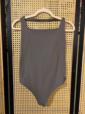 Abercrombie Double-Layered Seamless Fabric Halter Bodysuit